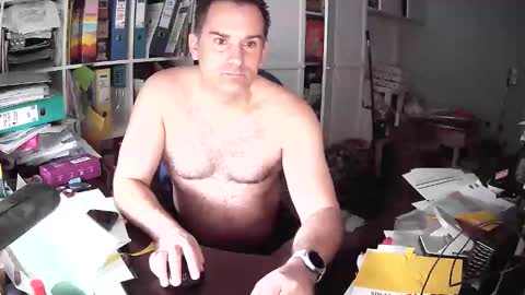 Snapshot of runner1978 chatting on February 24, 7:50 am runner1978 online show from February 24, 7:50 am