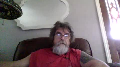 Snapshot of runningaround60 chatting on September 17, 4:19 pm runningaround60 online show from September 17, 4:19 pm