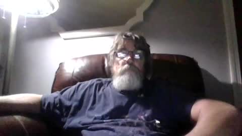 Snapshot of runningaround60 chatting on September 22, 2:02 am runningaround60 online show from September 22, 2:02 am