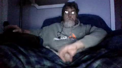 Snapshot of runningaround60 chatting on November 24, 4:12 am runningaround60 online show from November 24, 4:12 am