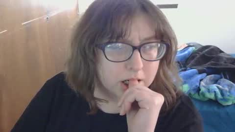 runny_eggs online show from May 14, 2:02 pm