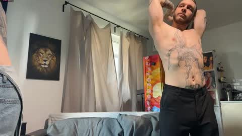 Paul online show from April 13, 6:52 am