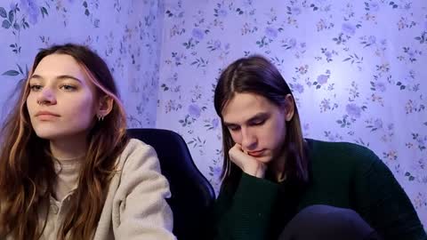 Lisa and Vlad online show from April 10, 7:40 pm