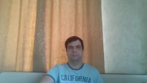 rusqadisx online show from December 5, 9:39 am