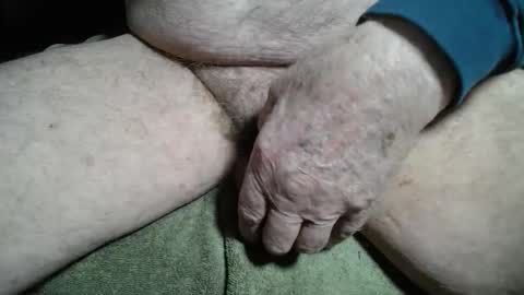 Snapshot of rustic69 chatting on December 17, 6:19 am rustic69 online show from December 17, 6:19 am