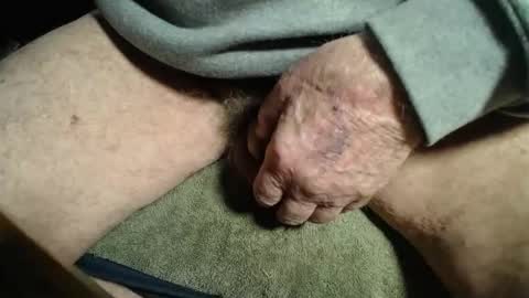 Snapshot of rustic69 chatting on February 18, 8:32 am rustic69 online show from February 18, 8:32 am