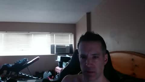 rustic_cuse_777 online show from February 21, 7:26 pm