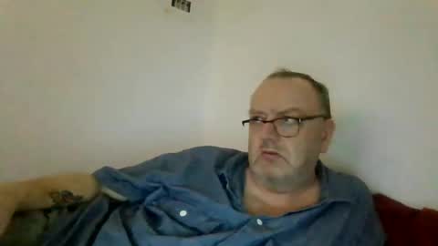 rustybee online show from October 21, 3:57 pm