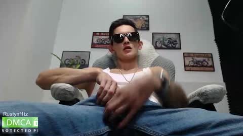 MillionDollarGuy online show from November 21, 5:11 pm