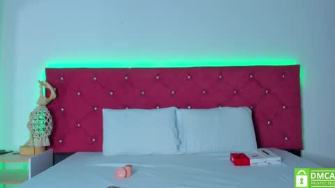 Ruth online show from February 7, 11:23 am