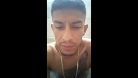 Snapshot of ruvalcaba030315 chatting on May 6, 8:08 am ruvalcaba030315 online show from May 6, 8:08 am