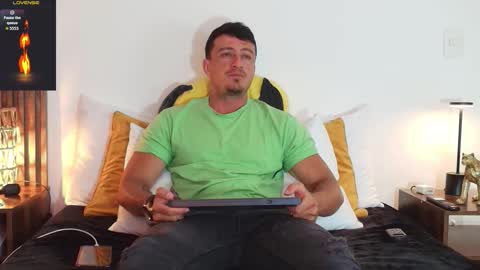 Sr Coast online show from January 10, 1:40 am