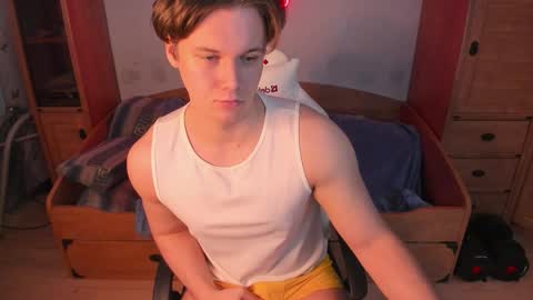 Snapshot of ryan__cole chatting on February 27, 1:44 pm Ryan Cole online show from February 27, 1:44 pm