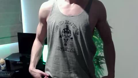 Snapshot of ryan_chatter chatting on November 4, 7:24 pm Ryan online show from November 4, 7:24 pm