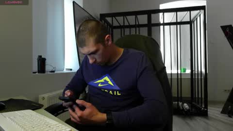 RYAN DOZER online show from September 28, 6:52 am