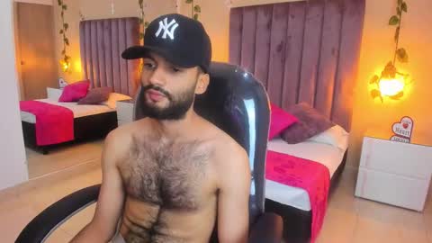 Snapshot of ryan_jackson_ chatting on October 31, 4:02 am ryan_jackson_ online show from October 31, 4:02 am