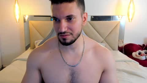 Ryan online show from April 2, 3:26 am