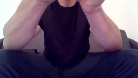 ryand066 online show from April 21, 9:39 pm