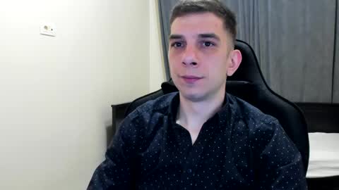 Andrew C. online show from April 15, 8:31 pm