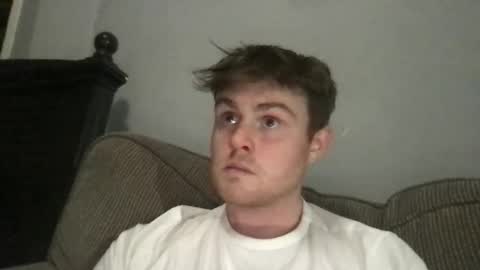 ryanhung_57 online show from April 21, 2:51 am