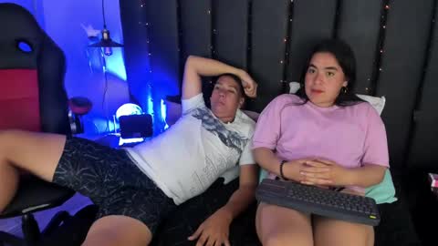 Ryder and Violet online show from January 15, 11:51 pm