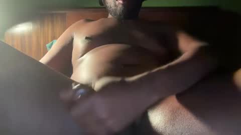 Snapshot of rydubkc85 chatting on February 27, 9:54 am Rydubkc online show from February 27, 9:54 am