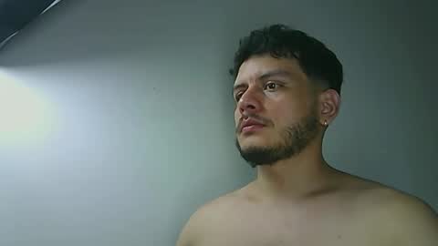 Snapshot of ryl_ chatting on December 15, 3:11 am Ryl online show from December 15, 3:11 am