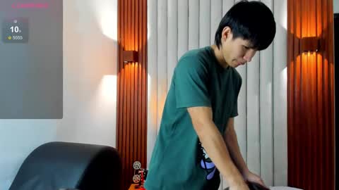 Snapshot of ryo_kush chatting on November 6, 3:40 am Ryo Kush online show from November 6, 3:40 am