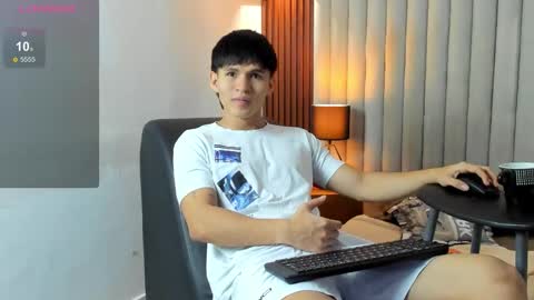 Snapshot of ryo_kush chatting on November 16, 3:56 am Ryo Kush online show from November 16, 3:56 am