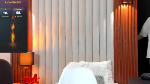 Ryo Kush online show from April 18, 3:21 am