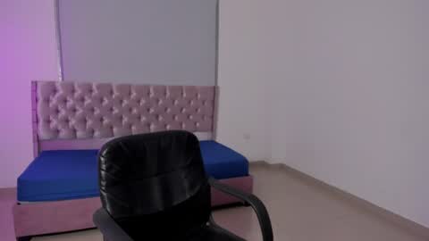 ryo_kush0 online show from August 5, 12:52 pm