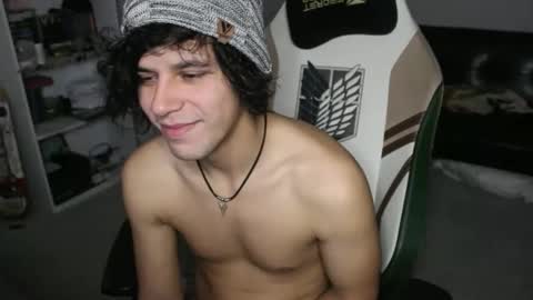 Snapshot of ryot35 chatting on November 22, 3:16 am Ryot3 online show from November 22, 3:16 am