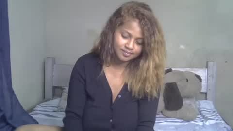 rywanna online show from April 8, 7:03 pm