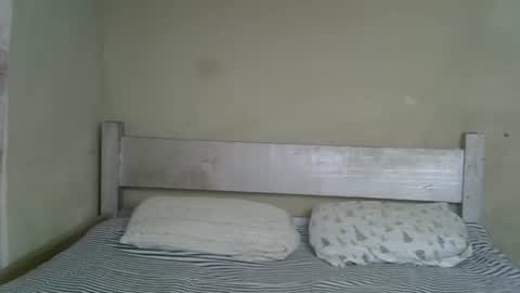 rywanna online show from April 16, 6:03 am