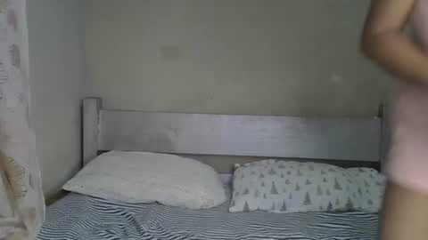 rywanna online show from April 16, 6:19 pm