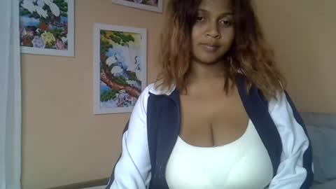 rywanna online show from July 9, 7:07 pm