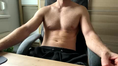 Snapshot of rza09777 chatting on November 15, 12:45 pm RZA09 online show from November 15, 12:45 pm