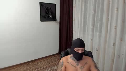 s1nmaster online show from October 31, 8:21 pm