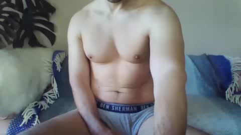 Snapshot of s43_ chatting on November 8, 9:31 am s43_ online show from November 8, 9:31 am