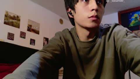 Snapshot of s_a_t_u_r_n chatting on May 5, 6:21 am ST online show from May 5, 6:21 am
