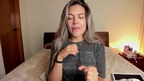 Leslie Beltrn online show from March 25, 4:29 am