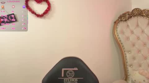 Snapshot of saaya_tay chatting on November 9, 3:16 am saaya_tay online show from November 9, 3:16 am