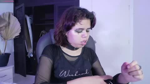 Snapshot of sabinamerchetti_ chatting on May 5, 7:55 pm Sabina Merchetti online show from May 5, 7:55 pm