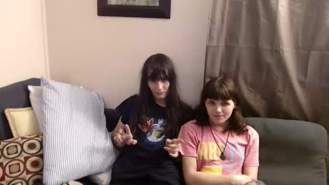 sabinewinters online show from February 19, 4:41 am