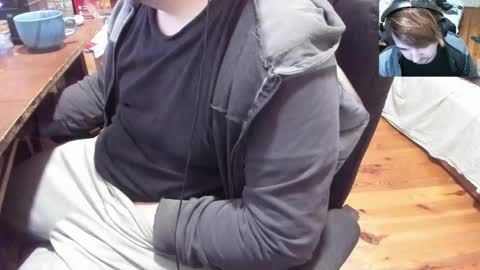 1141323  my Lord Mister Max   moms treasure online show from January 5, 5:27 pm