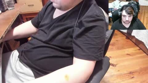 1141323  my Lord Mister Max   moms treasure online show from March 4, 9:21 pm