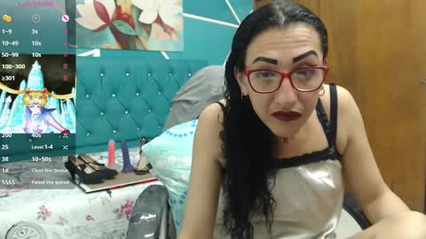 Snapshot of sabrina_dupont chatting on September 13, 12:49 pm SABRINA online show from September 13, 12:49 pm