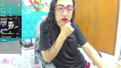 Snapshot of sabrina_dupont chatting on October 21, 12:39 pm SABRINA online show from October 21, 12:39 pm