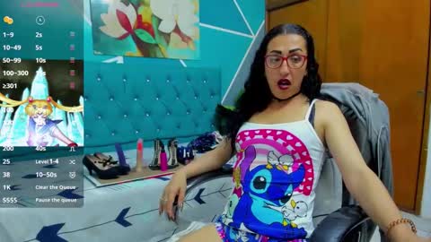 Snapshot of sabrina_dupont chatting on November 7, 1:44 pm SABRINA online show from November 7, 1:44 pm