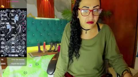 Snapshot of sabrina_dupont chatting on November 30, 12:53 pm SABRINA online show from November 30, 12:53 pm